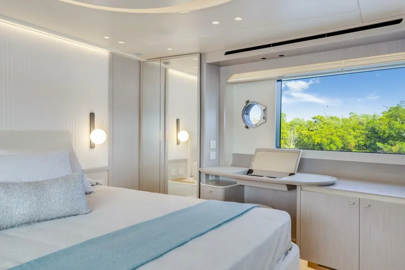  Yacht Photos Pics 2025 Absolute Navetta 70 - Image 56