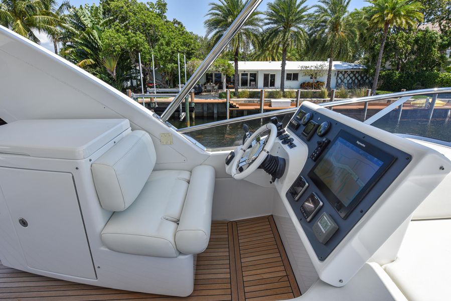 2016 Azimut 54 Flybridge