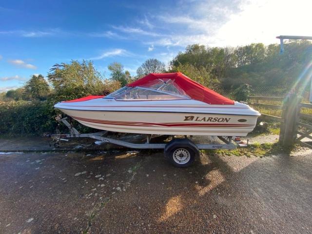 Larson 180 Bowrider | 2005 | 5m - East Sussex | Boatshop24