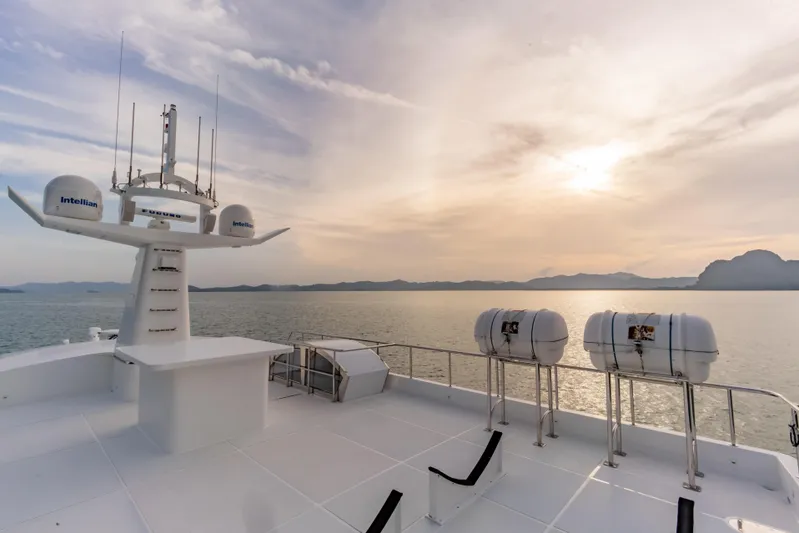 Phatsara Yacht Photos Pics 37m Power Catamaran