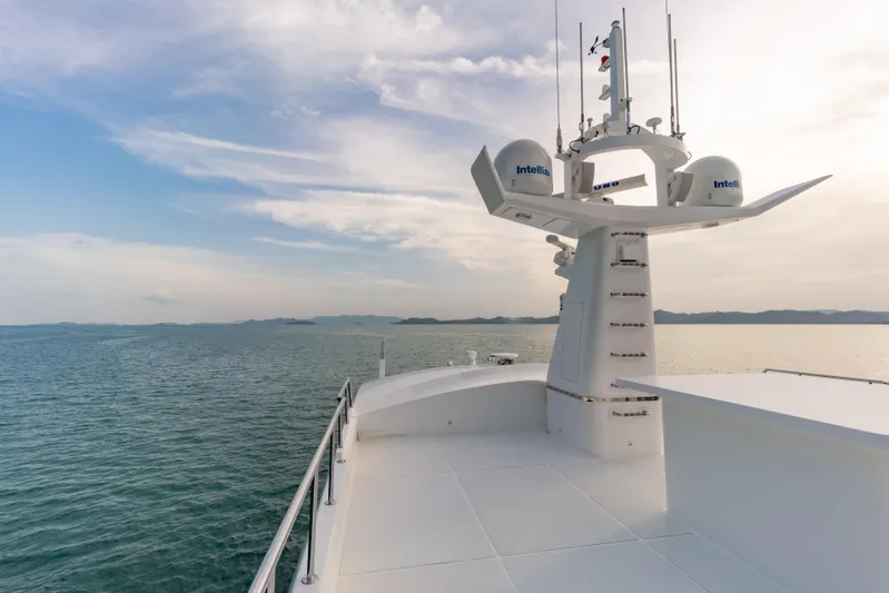 Phatsara Yacht Photos Pics 37m Power Catamaran