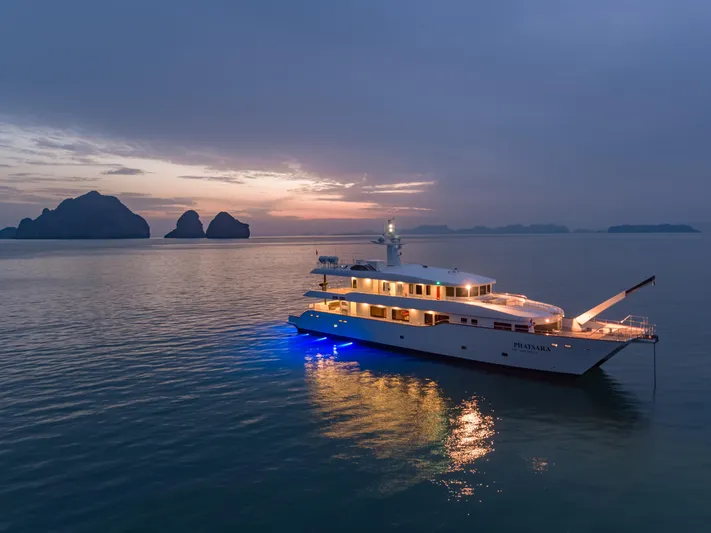 Phatsara Yacht Photos Pics 37m Power Catamaran