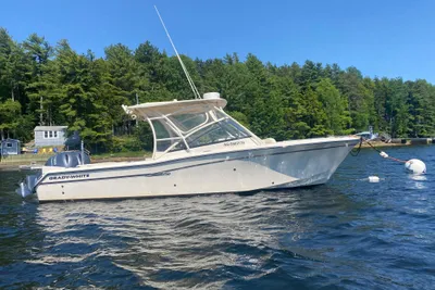 Grady-White Freedom 275