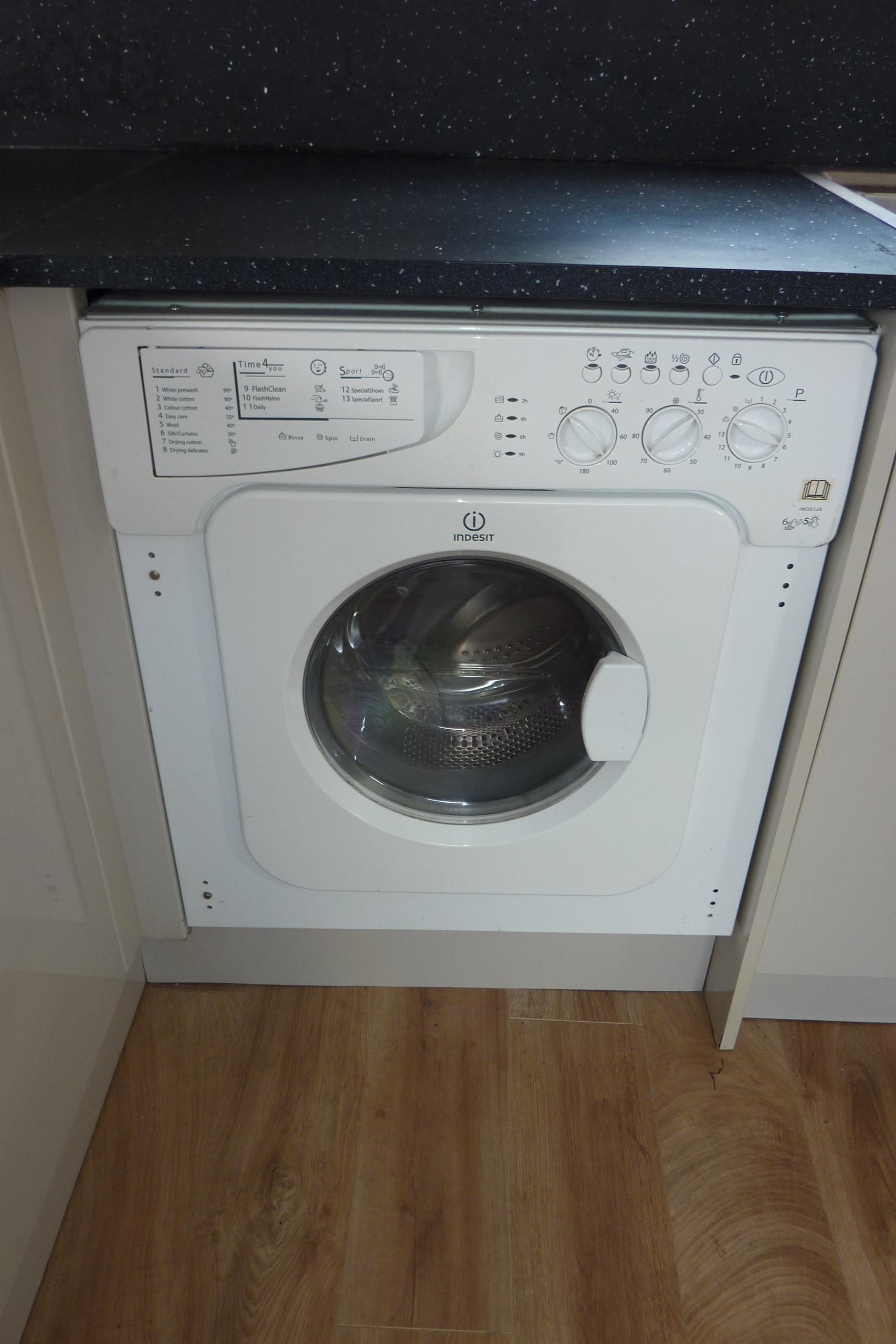 indesit 1wme126