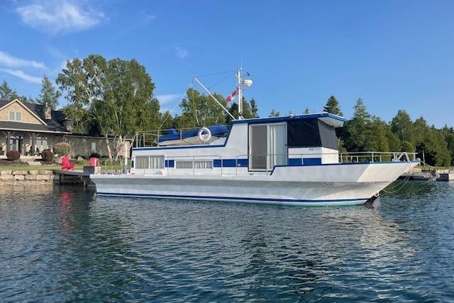 Holiday Mansion 450 Coastal Commander