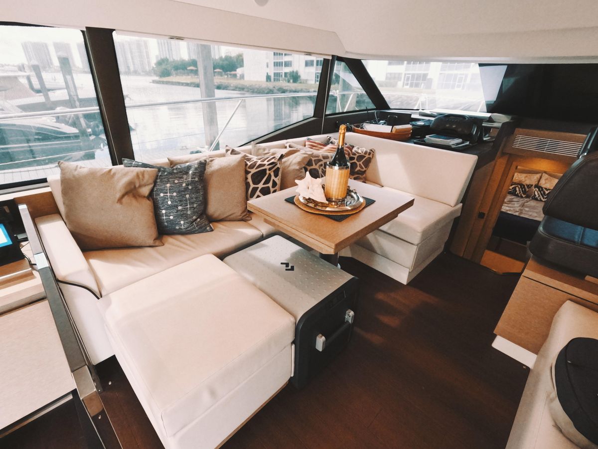 2020 Prestige 46 