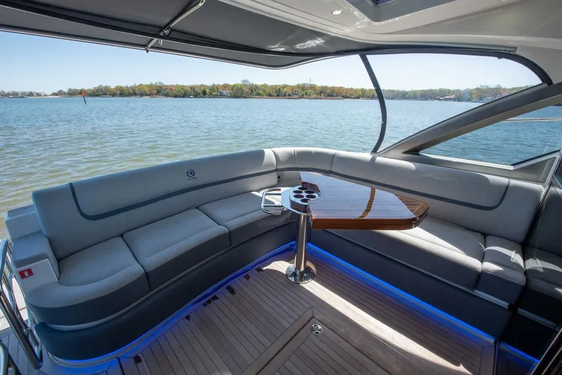 Cntrl-salt-del Yacht Photos Pics 2023 Riviera 4600 Sport Yacht - Image 25