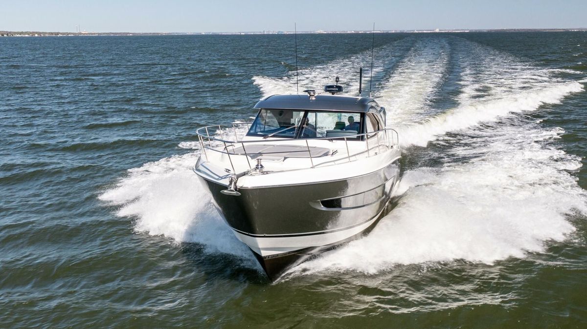 2023 Riviera 46 