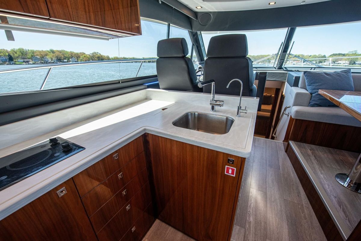 2023 Riviera 46 
