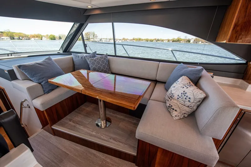 Cntrl-salt-del Yacht Photos Pics 2023 Riviera 4600 Sport Yacht - Image 38