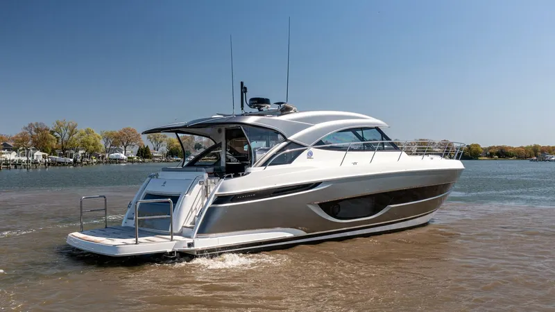 Cntrl-salt-del Yacht Photos Pics 2023 Riviera 4600 Sport Yacht - Image 6