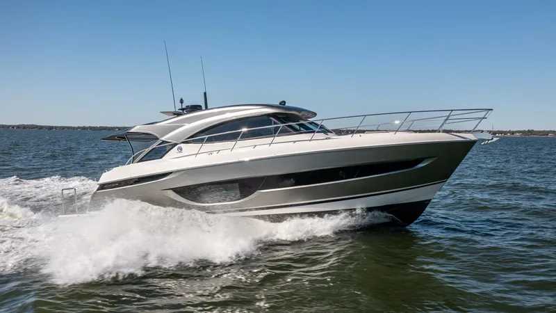 Cntrl-salt-del Yacht Photos Pics 2023 Riviera 4600 Sport Yacht - Image 10