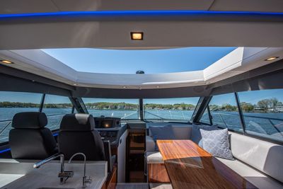 Yacht