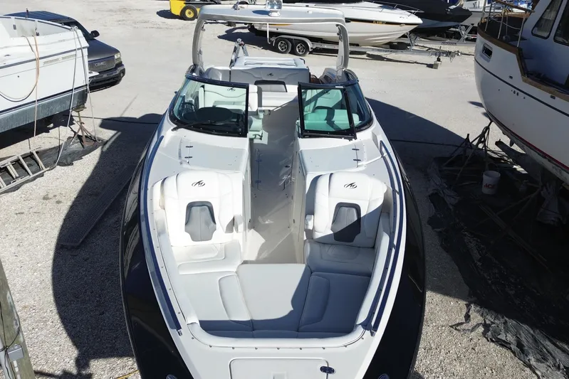  Yacht Photos Pics 2014 Monterey 328SS Super Sport boat with sleek design and spacious seating.