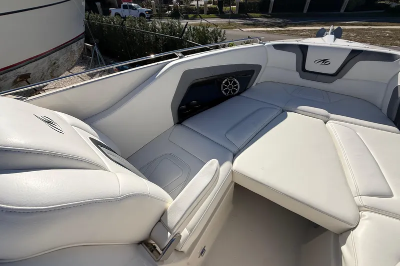  Yacht Photos Pics 2014 Monterey 328SS Super Sport boat interior with white leather seating.