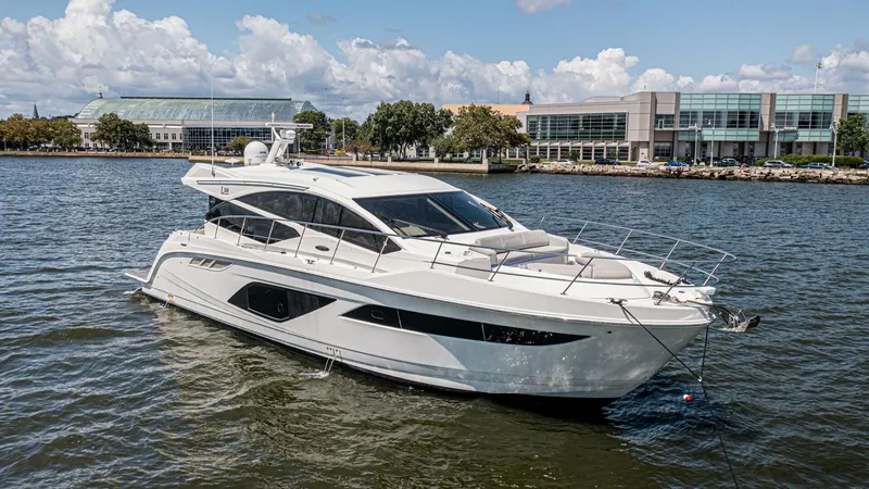 Bob 'n Around Yacht Photos Pics 2018 Sea Ray L550 - Image 3