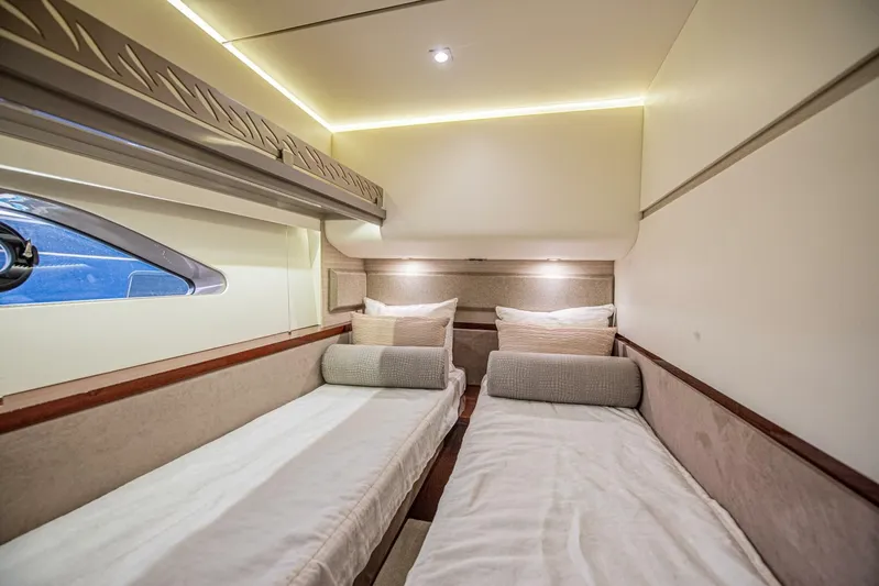 Bob 'n Around Yacht Photos Pics 2018 Sea Ray L550 - Image 62