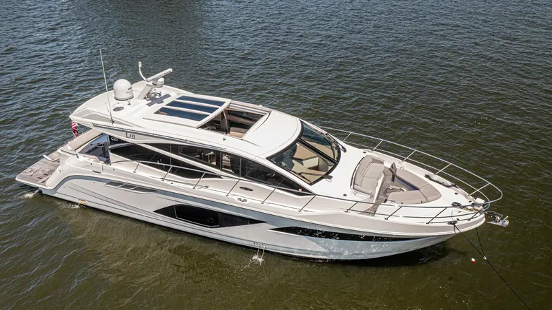 Bob 'n Around Yacht Photos Pics 2018 Sea Ray L550 - Image 9