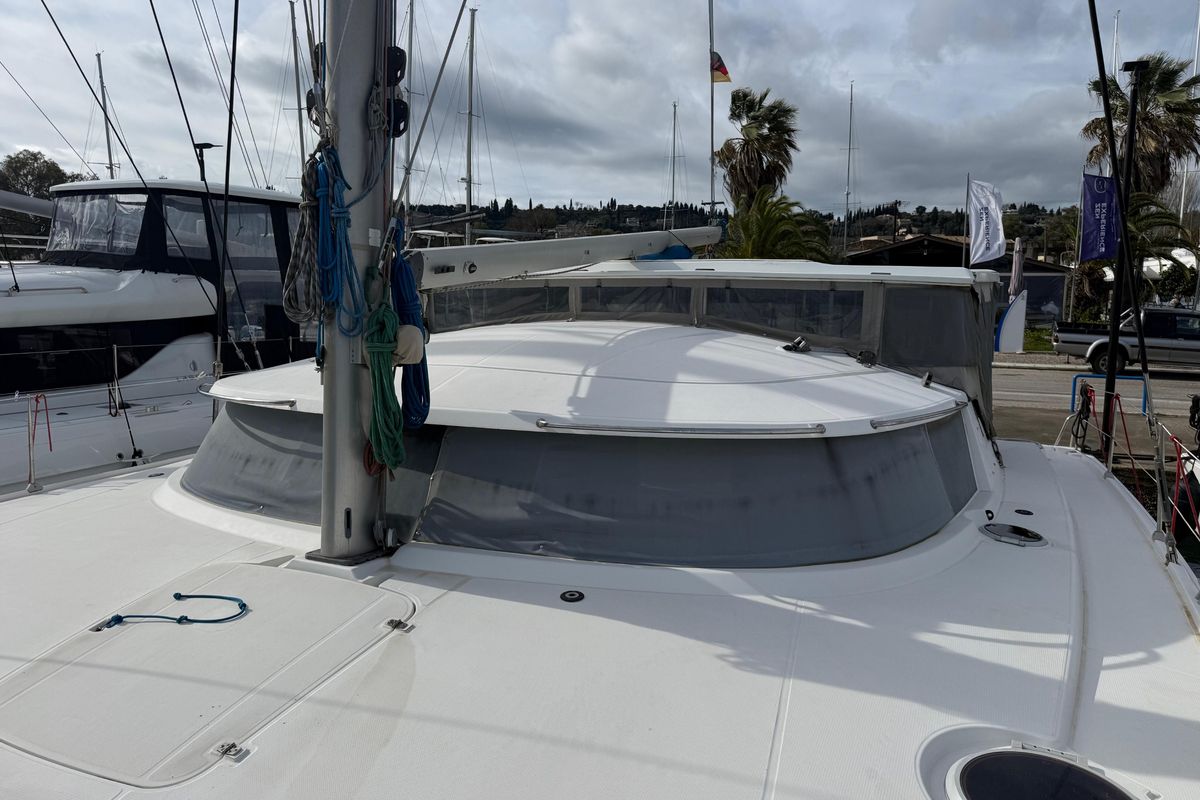2003 Fountaine Pajot 42 