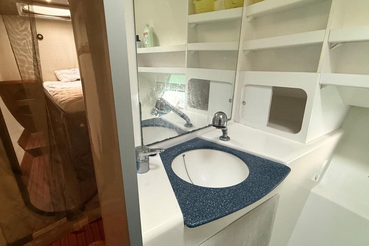 2003 Fountaine Pajot 42 