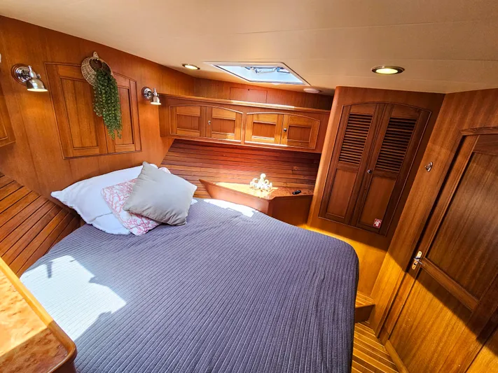 Living With E's Yacht Photos Pics 