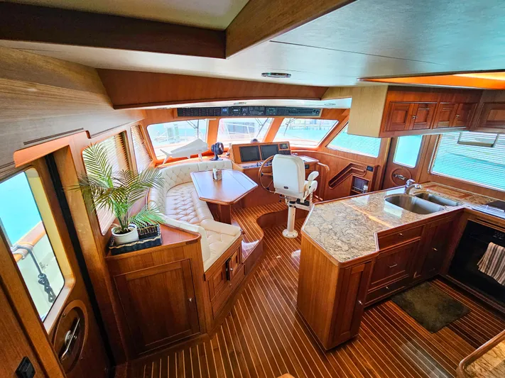 Living With E's Yacht Photos Pics 