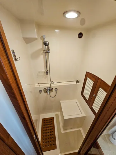 Living With E's Yacht Photos Pics 