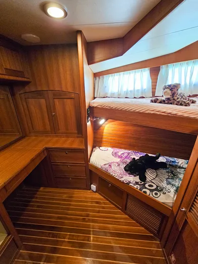 Living With E's Yacht Photos Pics 