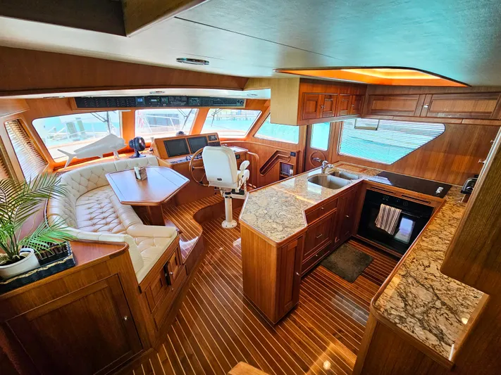 Living With E's Yacht Photos Pics 