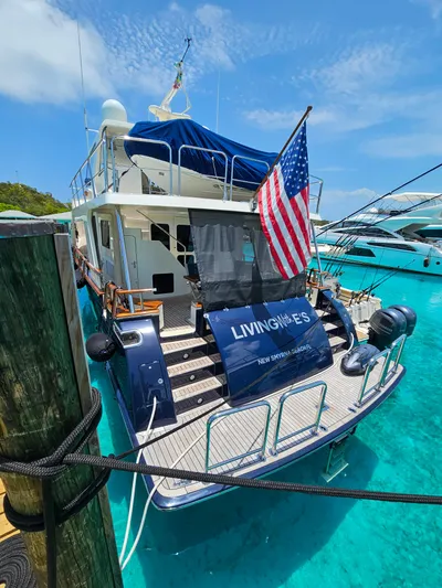 Living With E's Yacht Photos Pics 