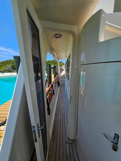 Living With E's Yacht Photos Pics 