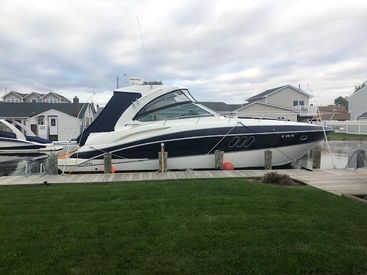 2012 38' Cruisers Yachts-380 Express AMITYVILLE, NY, US