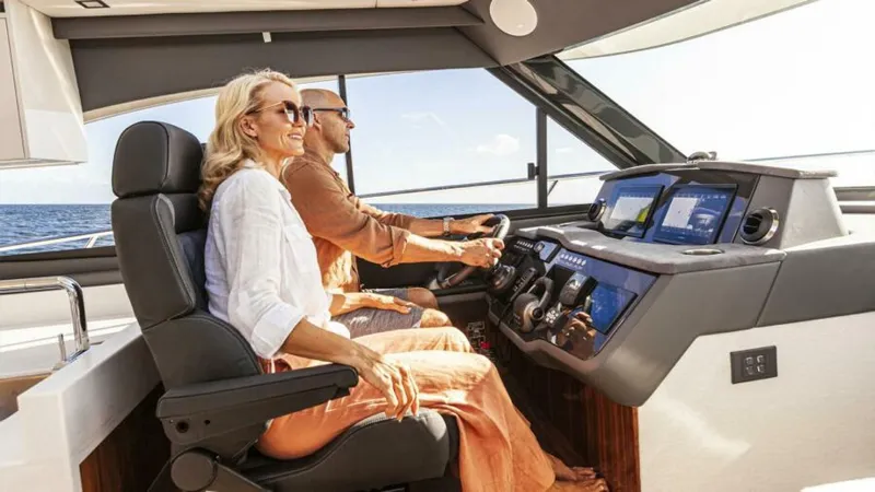  Yacht Photos Pics 2026 Riviera 4600 Sport Yacht - Image 15