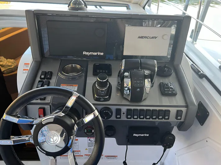 Southern Comfort Yacht Photos Pics 