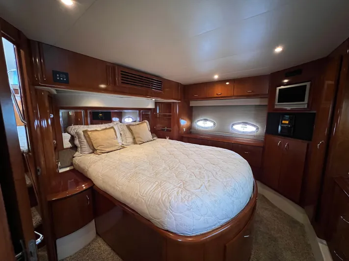 Last Dance Yacht Photos Pics 