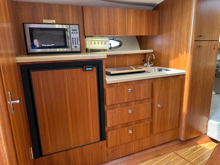 The G Crew II Yacht Photos Pics 