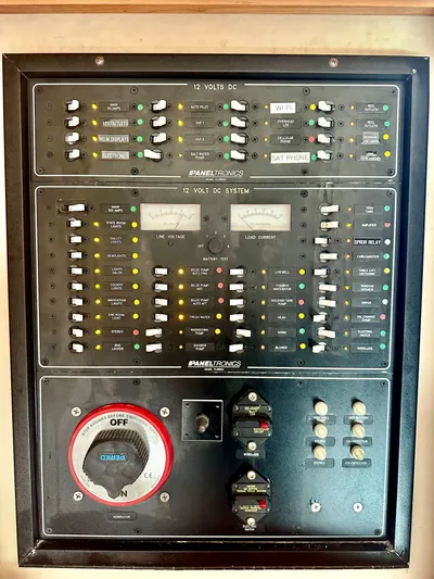 Steamer Yacht Photos Pics Electrical control panel on a 2008 Albemarle 410 Express Fisherman boat.