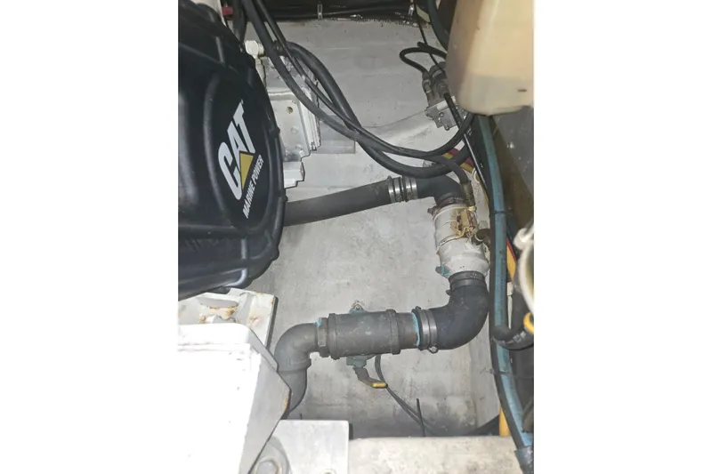 Steamer Yacht Photos Pics Engine compartment of 2008 Albemarle 410 Express Fisherman with CAT marine power.