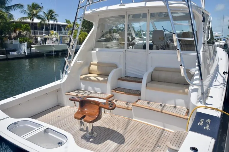 One More Yacht Photos Pics Viking 52 ONE MORE - Exterior Cockpit