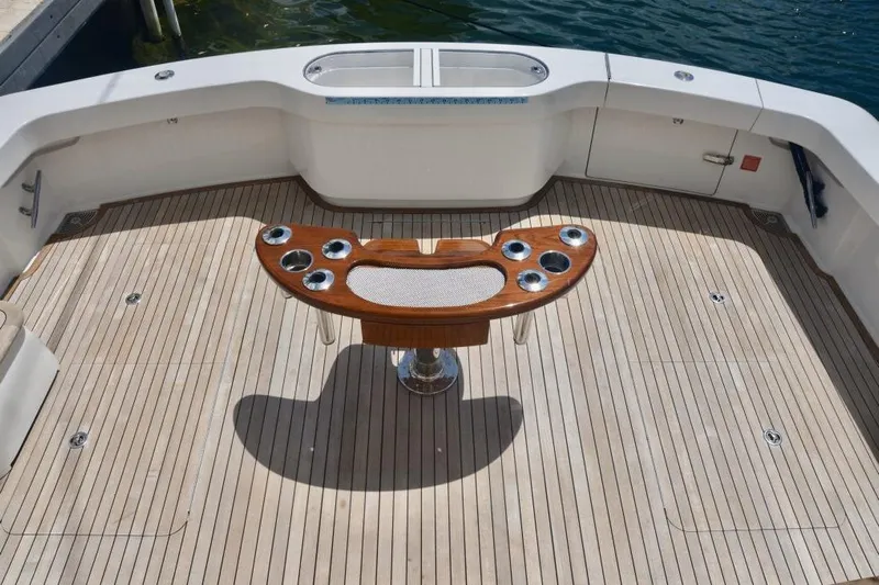 One More Yacht Photos Pics Viking 52 ONE MORE - Exterior Cockpit