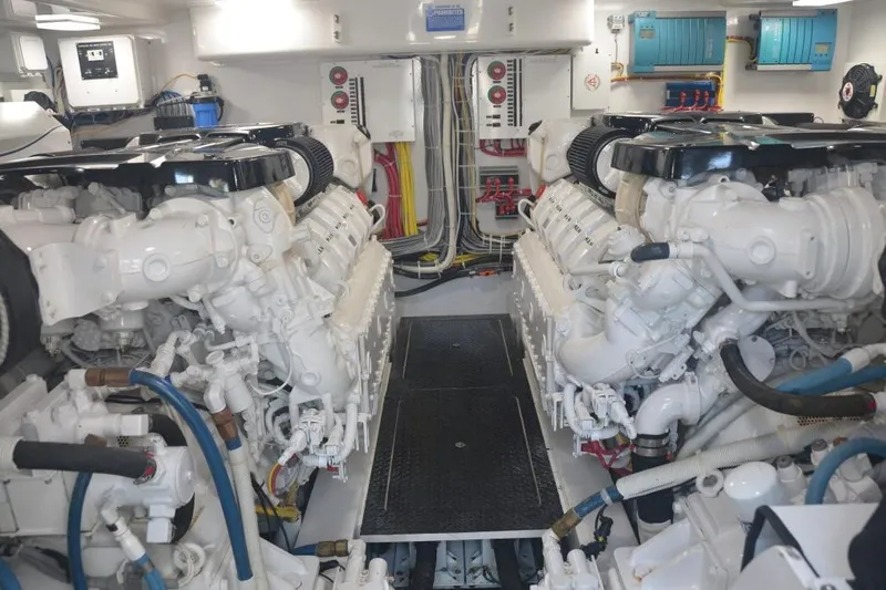One More Yacht Photos Pics Viking 52 ONE MORE - Engine Room