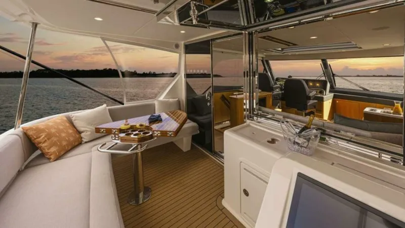  Yacht Photos Pics 2027 Riviera 58 Sports Motor Yacht - Image 15
