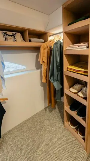  Yacht Photos Pics 2027 Riviera 58 Sports Motor Yacht - Image 21