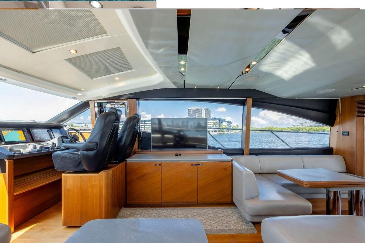 2017 Princess 66 