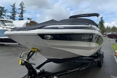 Crownline 235 SS