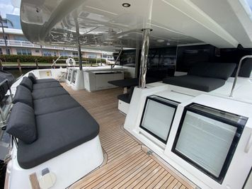 Lagoon 620