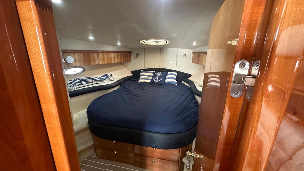 2000 Sunseeker Camargue 44