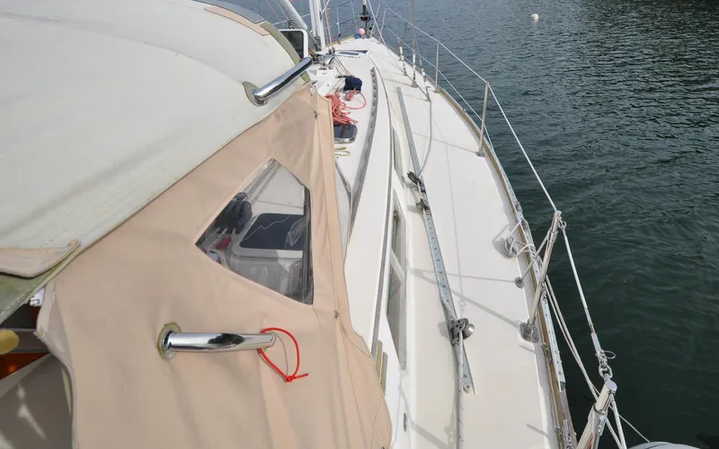 Milady Yacht Photos Pics Sabre 42 - Milady - Weather Deck