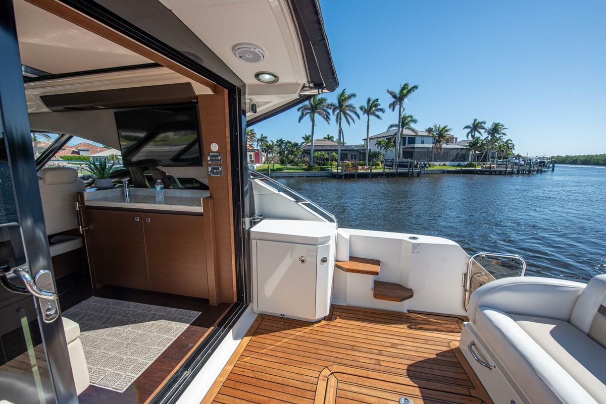 2014 Sea Ray 51 