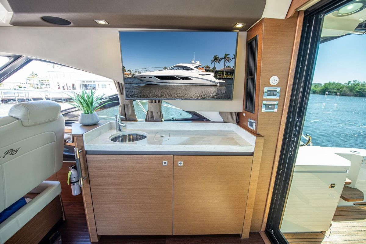 2014 Sea Ray 51 